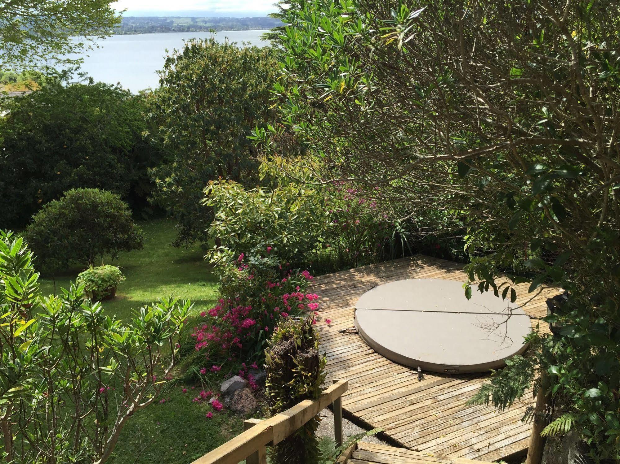 Lakeview Holiday Home Rotorua Exteriör bild
